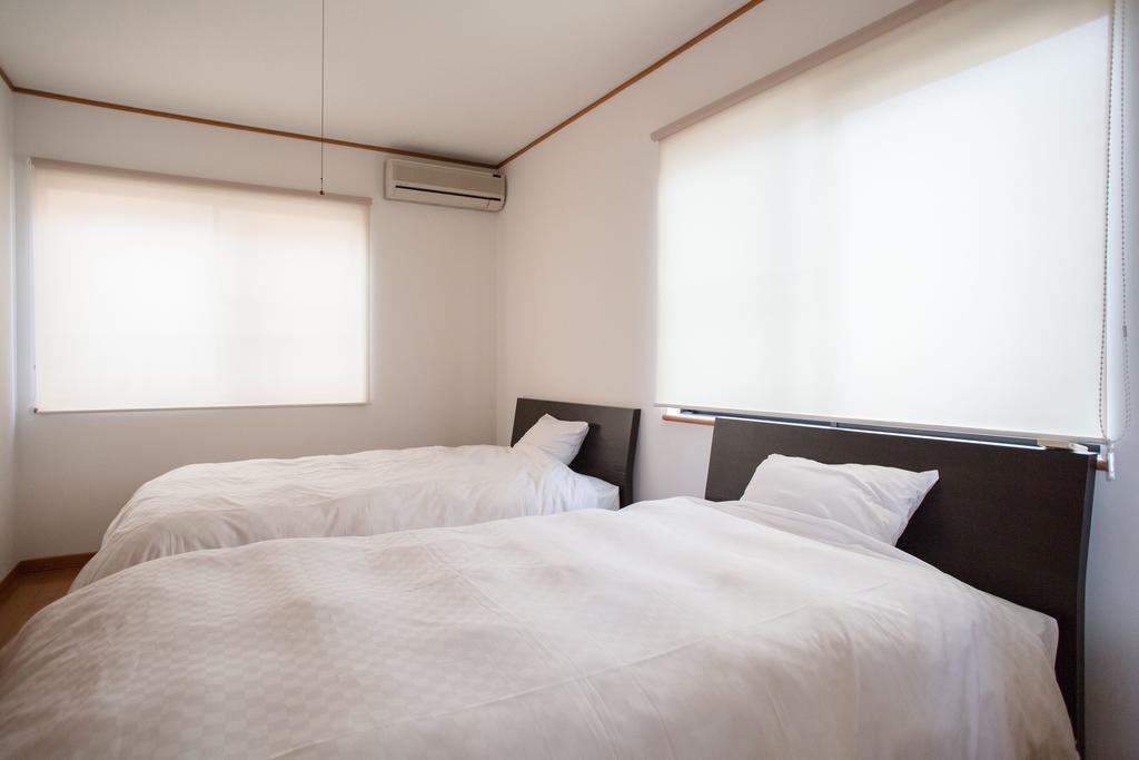 Guesthouse Iloha เกียวโต ภายนอก รูปภาพ