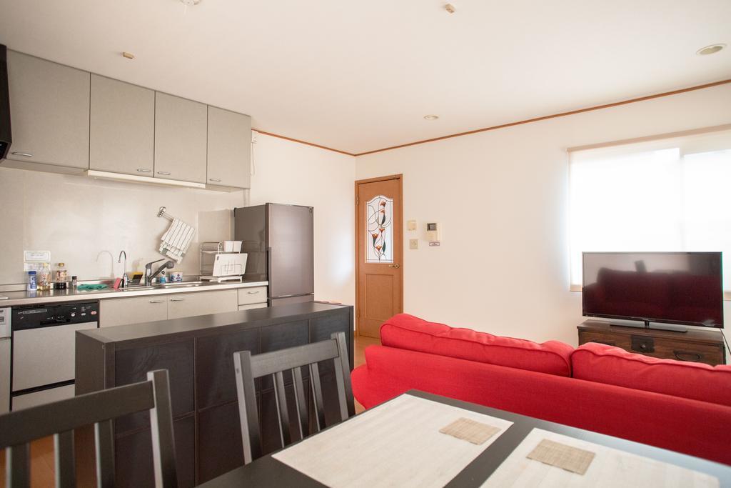 Guesthouse Iloha เกียวโต ภายนอก รูปภาพ